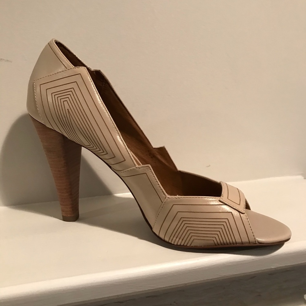 Sole Project open toe pumps.